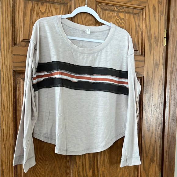 Wishlist Tops - Wishlist Tan Long Sleeve M/L Boxy T-Shirt